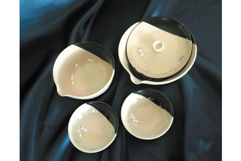 究極の玉露茶器　黒織部（箱入） 美濃焼 不動窯作